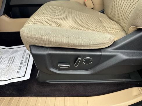 Used 2016 Ford F150 XLT w/ Equipment Group 302A Luxury image 28