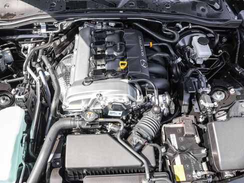 New 2026 MAZDA MX-5 Miata Sport w/ Appearance Package RWD image 39