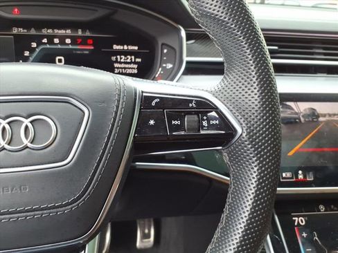 Used 2023 Audi S8 image 18