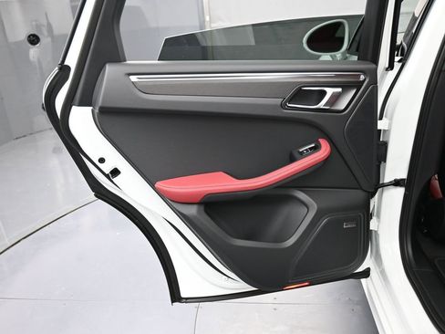 New 2026 Porsche Macan GTS image 23