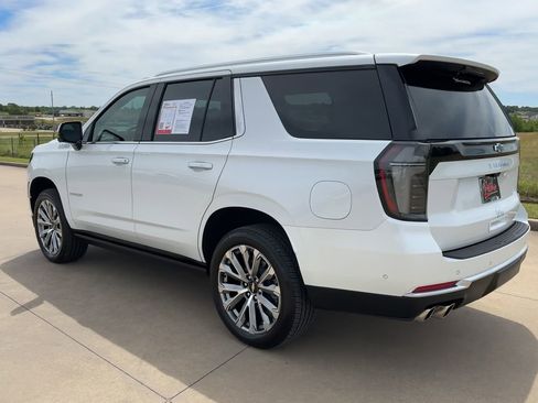 Used 2025 Chevrolet Tahoe High Country image 7