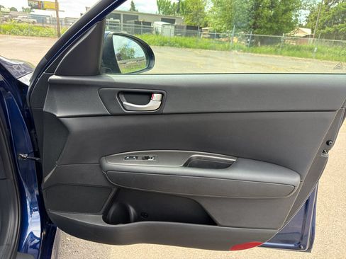 Used 2018 Kia Optima LX FWD image 13