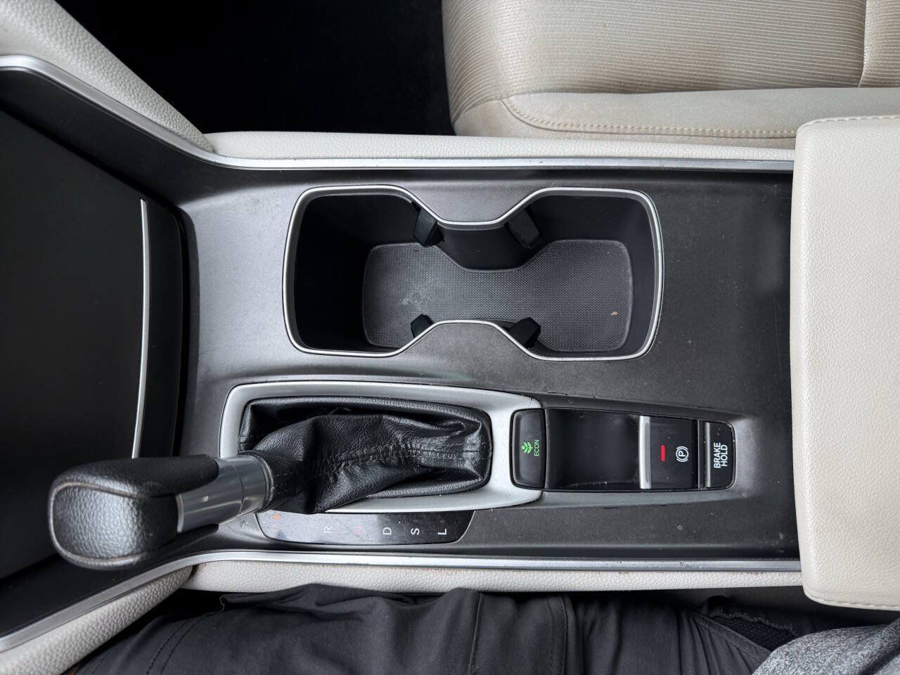 Used 2019 Honda Accord LX image 24