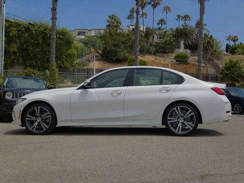 Used 2023 BMW 330i Sedan w/ Driving Assistance Package RWD image 24