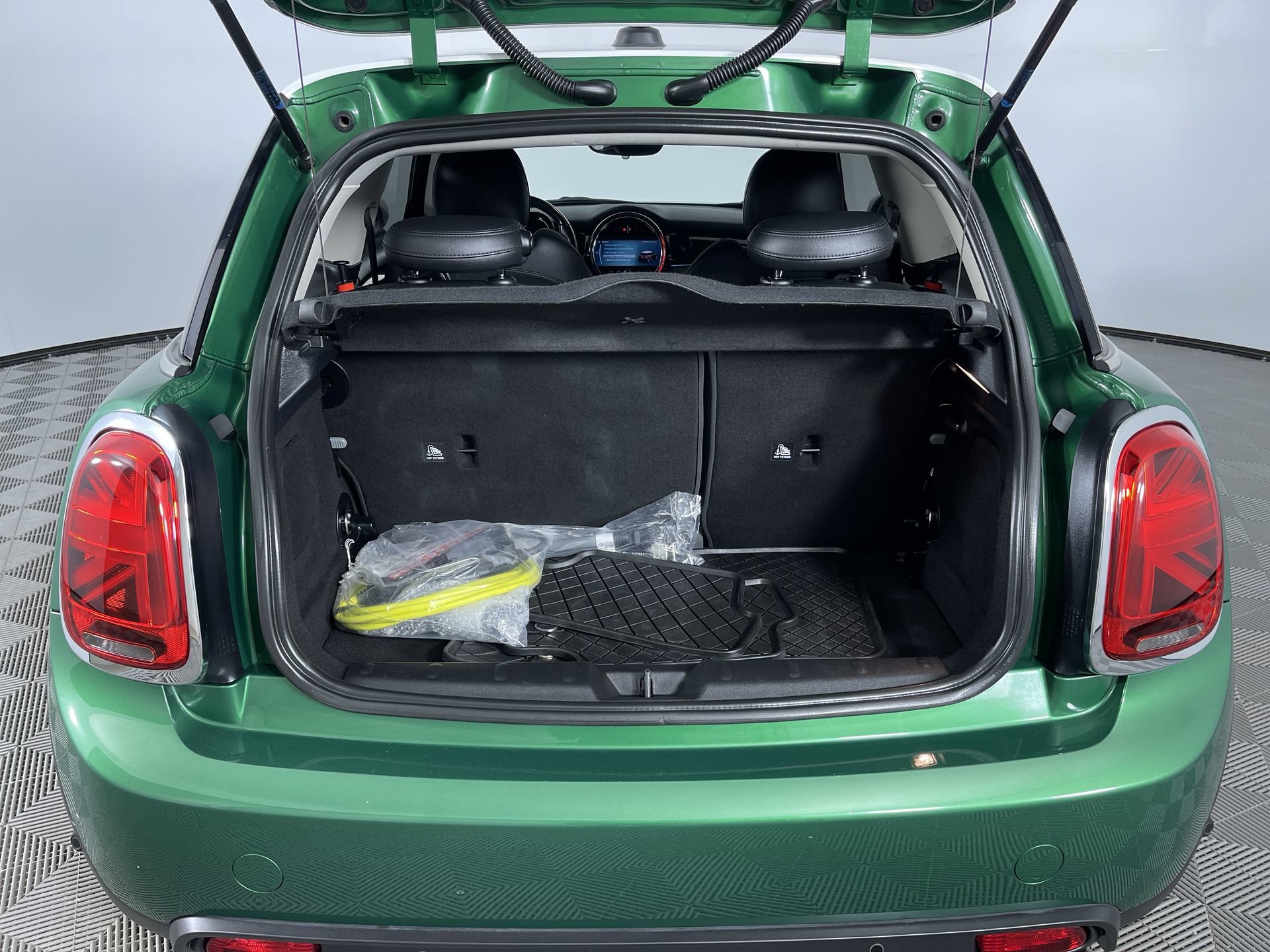 Used 2023 MINI Cooper SE FWD image 25