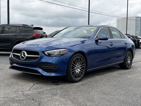 Used 2024 Mercedes-Benz C 300 4MATIC Sedan image 4