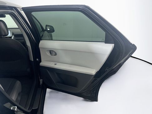 Used 2024 Hyundai Ioniq 5 SEL RWD image 32