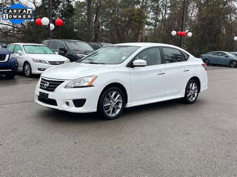 Used 2015 Nissan Sentra SR w/ Navigation Package image 9