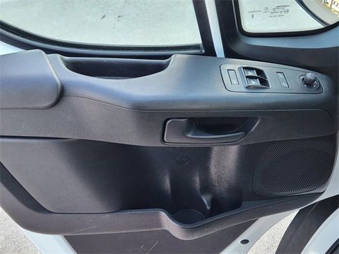 Used 2024 RAM ProMaster 2500 w/ Convenience Group image 20