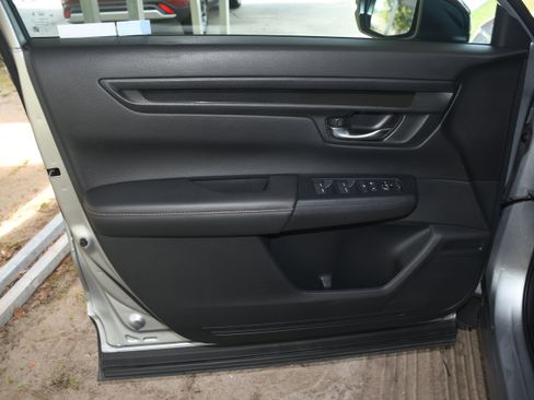 Used 2024 Honda CR-V Sport image 10