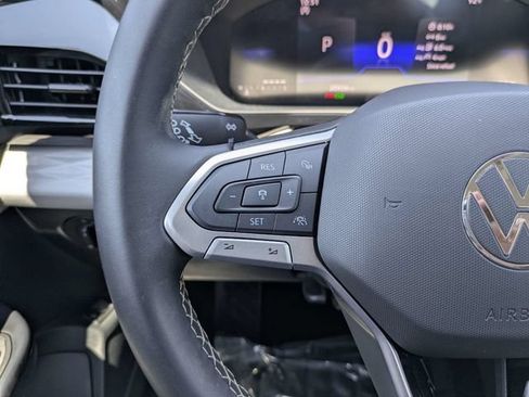 Certified 2024 Volkswagen Taos S FWD image 24