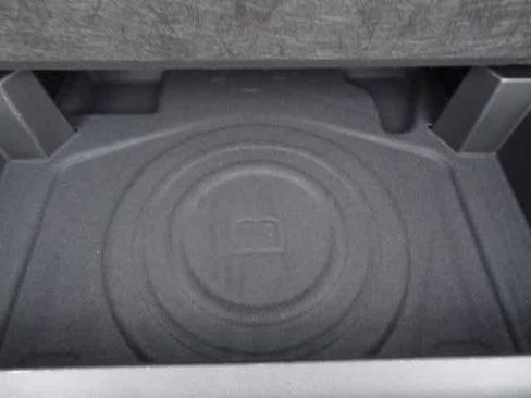 Used 2023 GMC Terrain SLT image 10