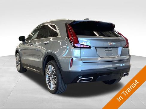 Used 2024 Cadillac XT4 Premium Luxury AWD/4WD image 4