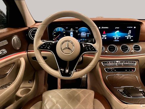 Used 2022 Mercedes-Benz E 450 4MATIC All-Terrain Wagon image 5
