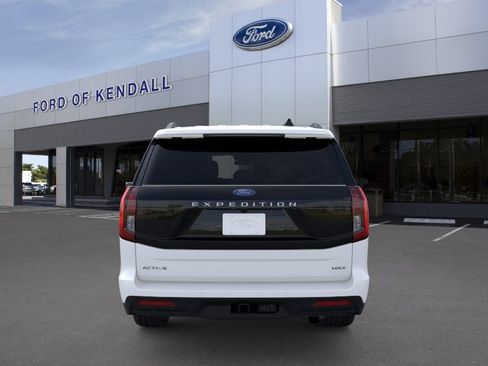New 2026 Ford Expedition Max Active RWD image 5