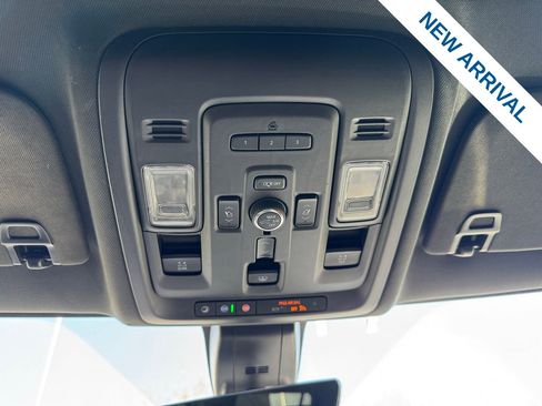 Used 2021 Chevrolet Suburban High Country image 29