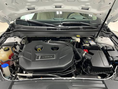 Used 2018 Lincoln MKZ Reserve w/ Climate Package FWD image 30