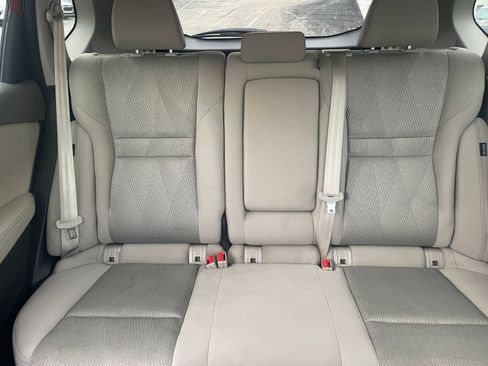 Used 2024 Nissan Rogue SV image 38