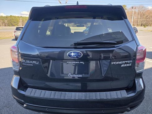 Used 2017 Subaru Forester 2.5i Limited image 6