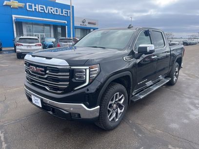 New 2026 GMC Sierra 1500 SLT w/ SLT Premium Plus Package