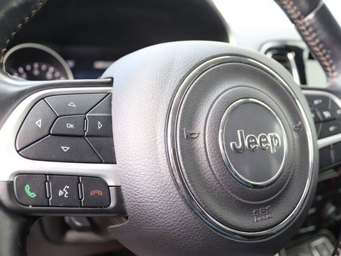 Used 2020 Jeep Compass Limited image 29