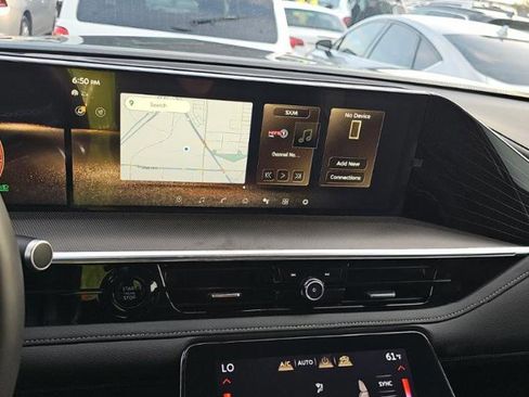 Certified 2025 INFINITI QX80 Luxe image 15