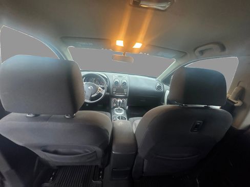 Used 2012 Nissan Rogue SV image 20