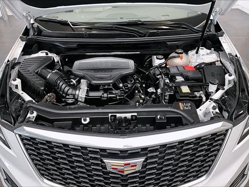 Used 2022 Cadillac XT5 Premium Luxury FWD image 30