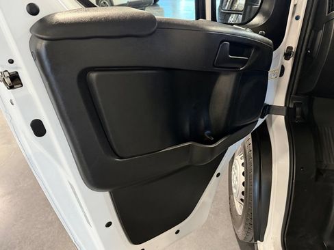 Used 2024 RAM ProMaster 2500 w/ Convenience Group FWD image 22