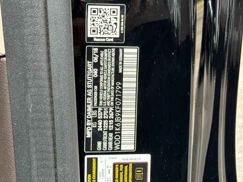 Used 2019 Mercedes-Benz E 450 4MATIC Cabriolet w/ Premium 1 Package image 31