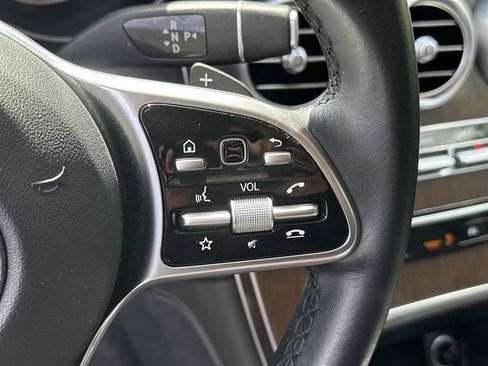 Used 2020 Mercedes-Benz GLC 300 image 24