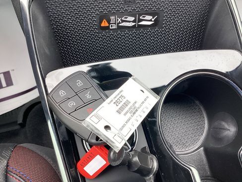 New 2026 Chevrolet Equinox RS w/ Safety and Technology Package FWD image 25