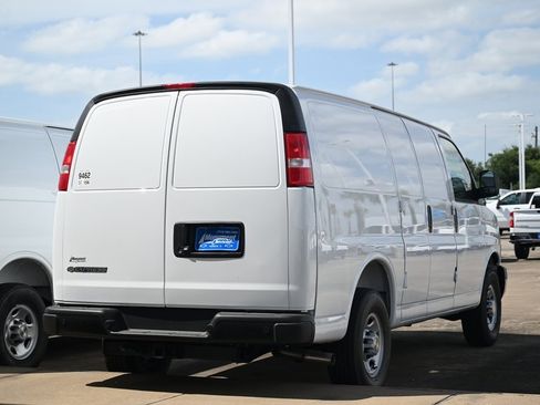 New 2024 Chevrolet Express 2500 Extended w/ Driver Convenience Package image 8