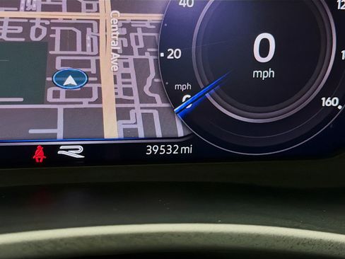 Used 2022 Volkswagen Atlas SEL Premium image 8