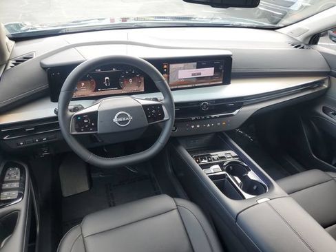 Certified 2025 Nissan Murano SL AWD/4WD image 13