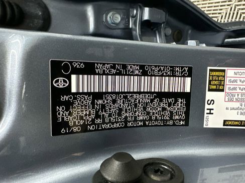 Used 2020 Toyota Corolla LE FWD image 30
