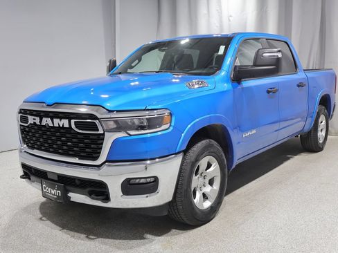 Used 2025 RAM 1500 Big Horn AWD/4WD image 6