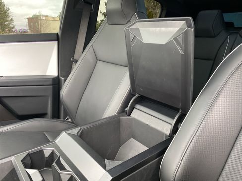 Used 2024 Tesla Cybertruck Cyberbeast image 26