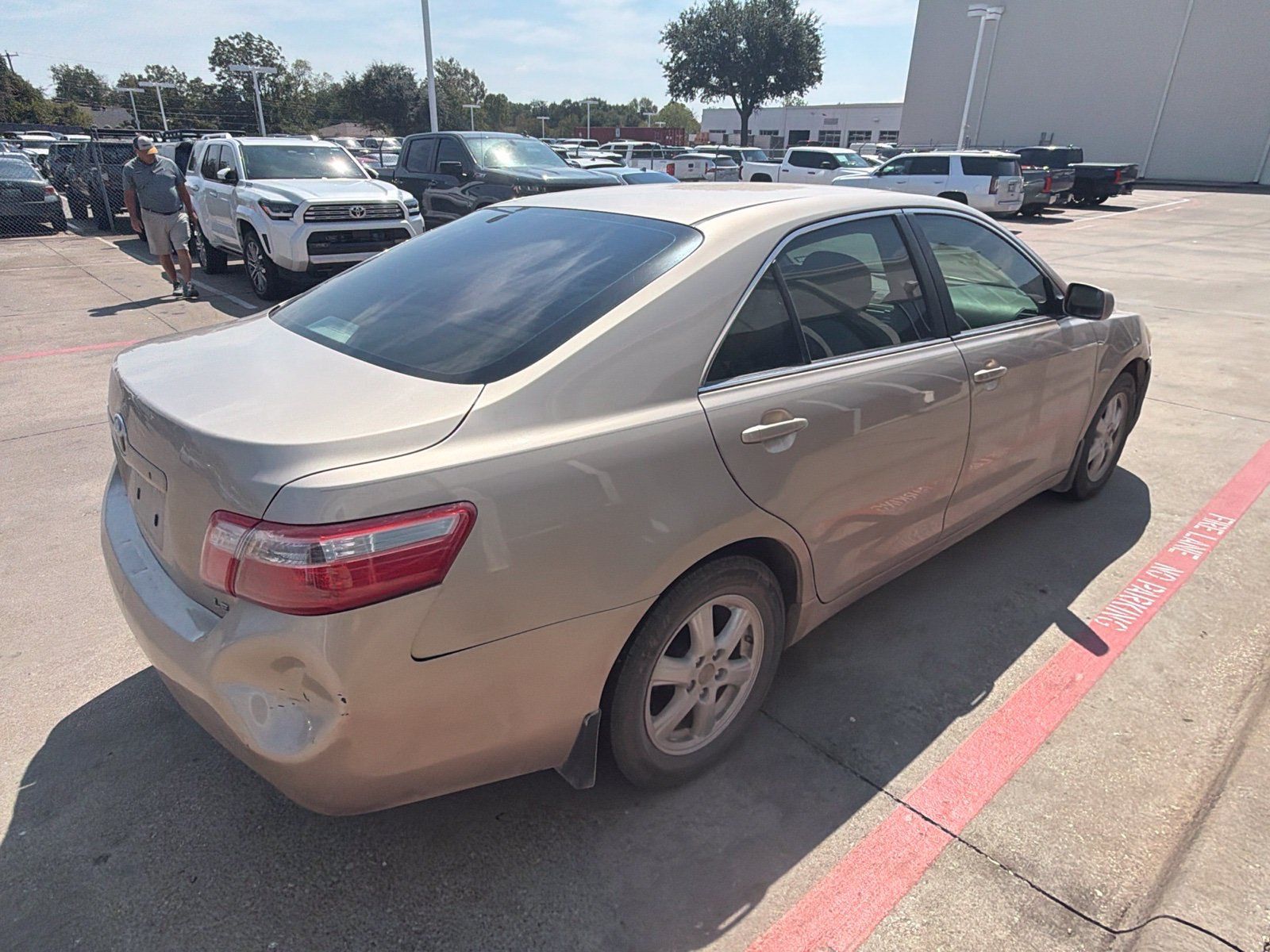 Used 2007 Toyota Camry LE FWD image 7
