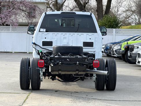 New 2026 Ford F450 XL w/ XL Chrome Package image 4