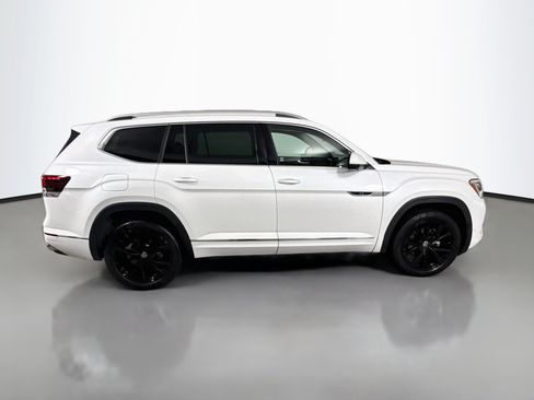 Used 2024 Volkswagen Atlas SEL Premium R-Line AWD/4WD image 8