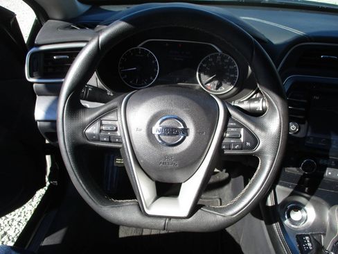 Used 2017 Nissan Maxima 3.5 SV FWD image 13