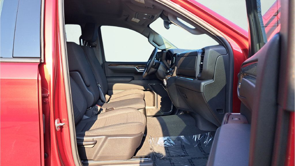 Used 2024 GMC Sierra 1500 Elevation AWD/4WD image 16