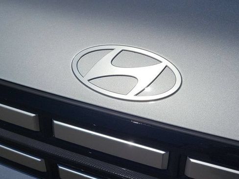 New 2026 Hyundai Santa Fe SEL FWD image 32