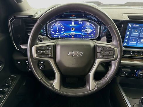 Used 2022 Chevrolet Silverado 1500 LT Trail Boss w/ Convenience Package II image 11