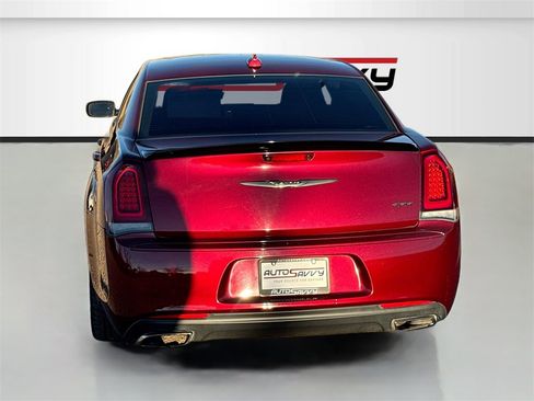 Used 2021 Chrysler 300 Touring w/ Sport Appearance Package image 6
