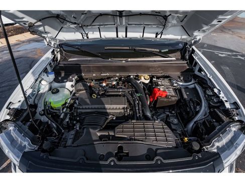 New 2026 Ford Maverick Lobo AWD/4WD image 31