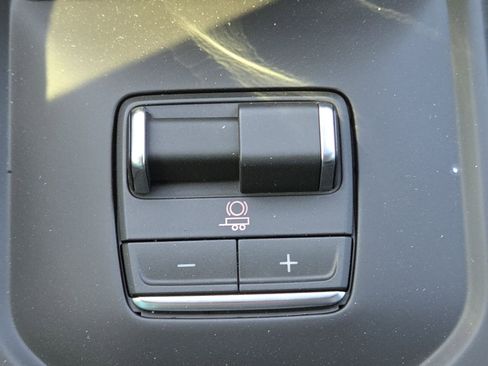 New 2026 GMC Sierra 1500 AT4 w/ AT4 Premium Package image 9