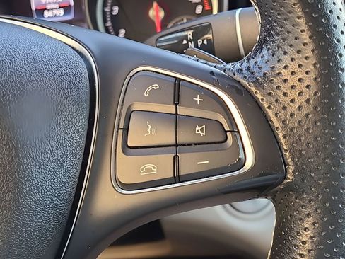 Used 2019 Mercedes-Benz GLA 250 image 34