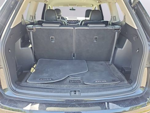Used 2023 Volkswagen Atlas SE AWD/4WD image 34